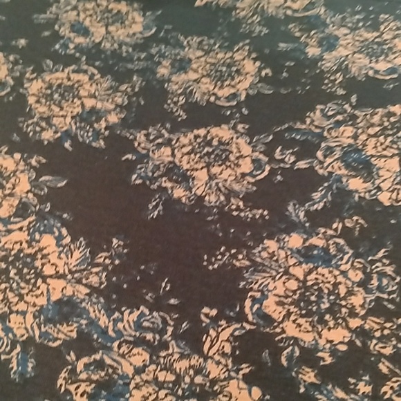 Lularoe floral irma size medium - Picture 2 of 2